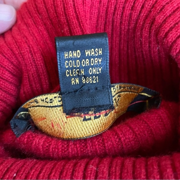 Erdos Red Cashmere Turtleneck Sweater - Picture 6 of 10